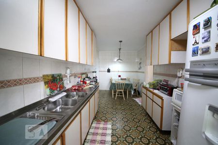 Apartamento à venda com 160m², 4 quartos e 1 vagaCozinha