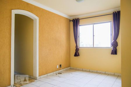 Sala de apartamento para alugar com 3 quartos, 68m² em Parque Marajoara, Santo André