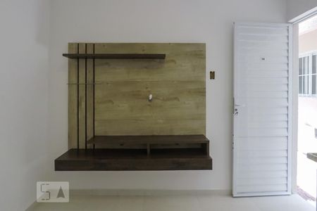 Sala / Cozinha de apartamento para alugar com 1 quarto, 35m² em Vila Dom Pedro I, São Paulo