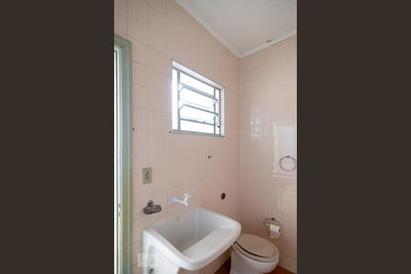 Casa à venda com 100m², 2 quartos e 1 vagaÁrea de Serviço