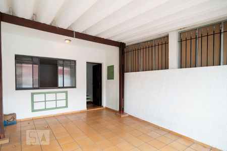Casa à venda com 100m², 2 quartos e 1 vagaGaragem