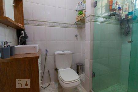 Apartamento à venda com 49m², 2 quartos e 1 vaga Apartamento à venda com 49m², 2 quartos e 1 vagaBanheiro