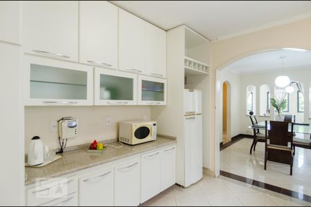 Casa para alugar com 310m², 3 quartos e sem vagaCozinha