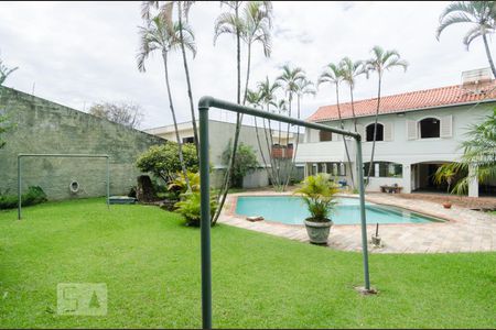 Casa para alugar com 310m², 3 quartos e sem vagaPiscina e quadra