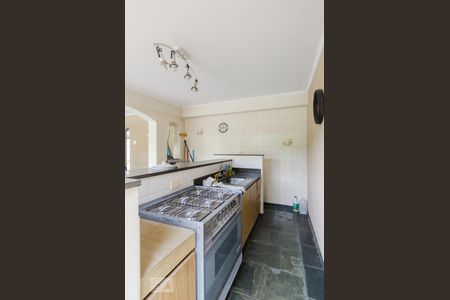 Casa para alugar com 310m², 3 quartos e sem vagaChurrasqueira e bar