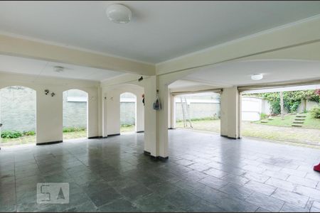 Casa para alugar com 310m², 3 quartos e sem vagaSalão de festas