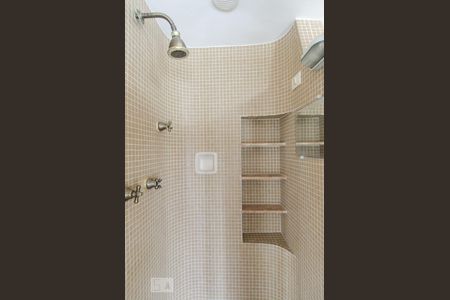 Casa para alugar com 310m², 3 quartos e sem vagaBanheiro da suíte master