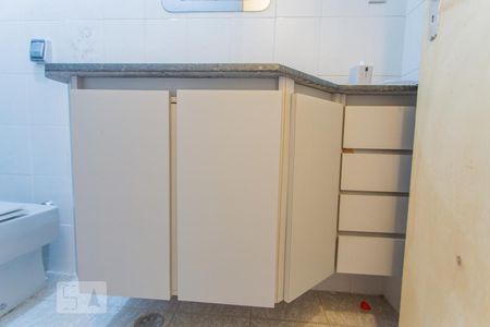 Casa à venda com 186m², 4 quartos e 2 vagas Casa à venda com 186m², 4 quartos e 2 vagasArmário