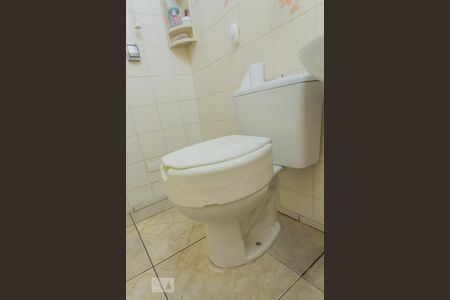 Casa à venda com 186m², 4 quartos e 2 vagas Casa à venda com 186m², 4 quartos e 2 vagasVaso