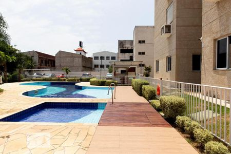 Apartamento à venda com 67m², 3 quartos e 1 vagaÁrea comum - Piscina