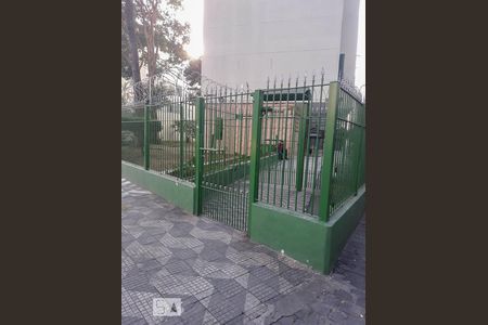 Apartamento à venda com 140m², 4 quartos e 1 vaga Apartamento à venda com 140m², 4 quartos e 1 vagaFachada