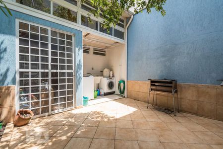 Casa à venda com 100m², 2 quartos e 1 vagaQuintal