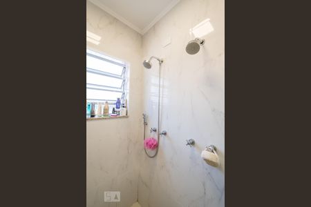 Casa à venda com 100m², 2 quartos e 1 vagaBanheiro