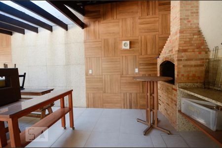 Apartamento para alugar com 140m², 4 quartos e 1 vaga Apartamento para alugar com 140m², 4 quartos e 1 vagaÁrea comum - Churrasqueira