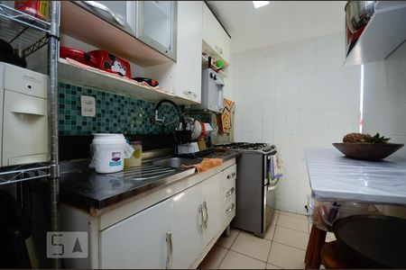 Apartamento para alugar com 140m², 4 quartos e 1 vaga Apartamento para alugar com 140m², 4 quartos e 1 vagaCozinha