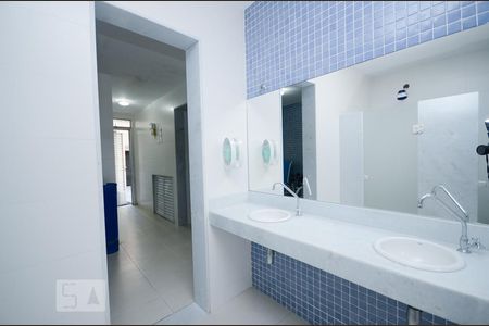 Apartamento para alugar com 140m², 4 quartos e 1 vaga Apartamento para alugar com 140m², 4 quartos e 1 vagaSauna