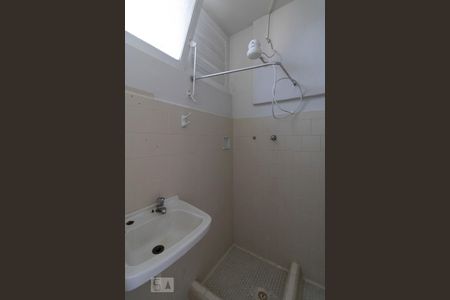 Studio à venda com 30m², 1 quarto e sem vaga Studio à venda com 30m², 1 quarto e sem vagaBanheiro