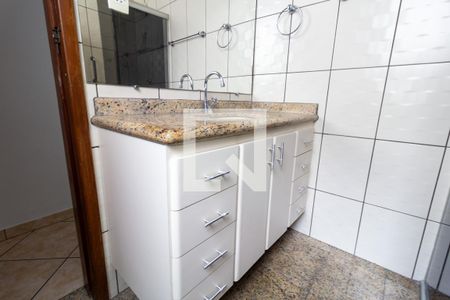 Apartamento à venda com 83m², 2 quartos e sem vaga Apartamento à venda com 83m², 2 quartos e sem vagaBanheiro