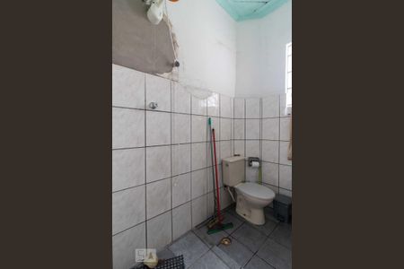 Casa à venda com 300m², 3 quartos e 2 vagas Casa à venda com 300m², 3 quartos e 2 vagasBanheiro