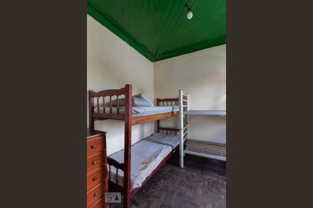 Casa à venda com 300m², 3 quartos e 2 vagas Casa à venda com 300m², 3 quartos e 2 vagasQuarto 3