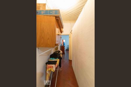 Casa à venda com 300m², 3 quartos e 2 vagas Casa à venda com 300m², 3 quartos e 2 vagasCorredor Quartos