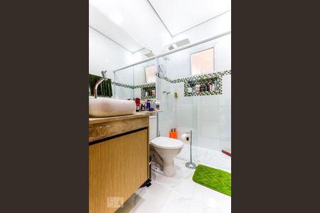 Casa à venda com 104m², 3 quartos e 1 vagaBanheiro