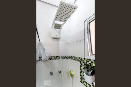 Casa à venda com 104m², 3 quartos e 1 vagaBanheiro