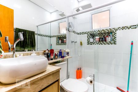 Casa à venda com 104m², 3 quartos e 1 vagaBanheiro