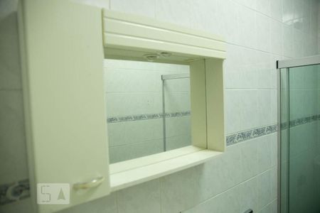 Casa à venda com 176m², 3 quartos e 1 vaga Casa à venda com 176m², 3 quartos e 1 vagaBanheiro