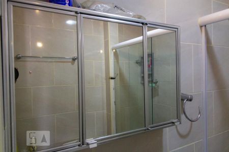 Apartamento à venda com 180m², 4 quartos e 1 vaga Apartamento à venda com 180m², 4 quartos e 1 vaga2º Andar - Banheiro Social