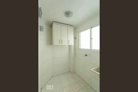 Apartamento à venda com 98m², 3 quartos e 2 vagas Apartamento à venda com 98m², 3 quartos e 2 vagasLavanderia