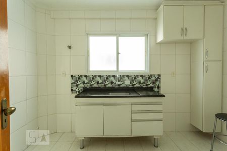 Apartamento à venda com 98m², 3 quartos e 2 vagas Apartamento à venda com 98m², 3 quartos e 2 vagasPia da cozinha