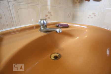 Apartamento à venda com 133m², 4 quartos e 2 vagasBanheiro de Serviço - Torneira