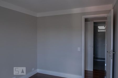 Quarto 1 de apartamento para alugar com 4 quartos, 126m² em Alto de Pinheiros, São Paulo