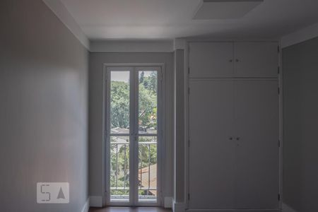 Quarto 1 de apartamento para alugar com 4 quartos, 126m² em Alto de Pinheiros, São Paulo