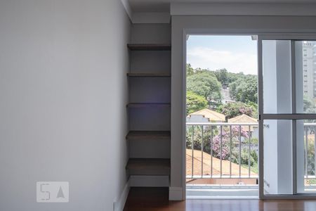 Sala de apartamento para alugar com 4 quartos, 126m² em Alto de Pinheiros, São Paulo