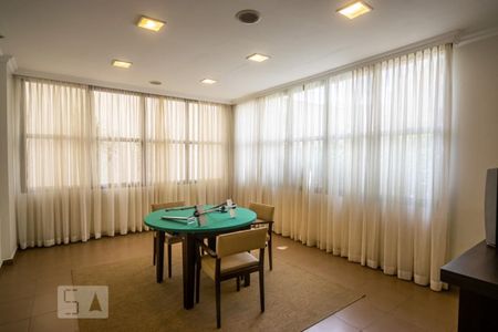 Apartamento à venda com 212m², 4 quartos e 3 vagas Apartamento à venda com 212m², 4 quartos e 3 vagasÁrea comum - Salão de festas