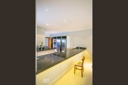 Apartamento à venda com 212m², 4 quartos e 3 vagas Apartamento à venda com 212m², 4 quartos e 3 vagasÁrea comum