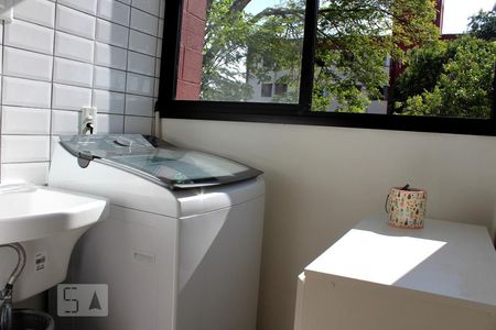 Apartamento à venda com 68m², 2 quartos e 1 vagalavanderia