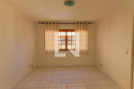 Sala de casa de condomínio à venda com 2 quartos, 100m² em Vila Tiradentes, São Paulo