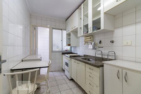 Apartamento para alugar com 72m², 2 quartos e 1 vagaCozinha