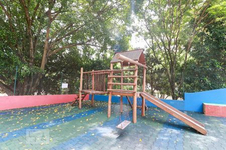 Apartamento à venda com 63m², 2 quartos e 1 vaga Apartamento à venda com 63m², 2 quartos e 1 vagaÁrea Comum - Playground