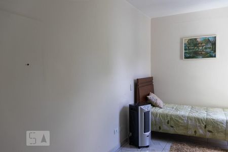 Casa à venda com 200m², 3 quartos e 2 vagas Casa à venda com 200m², 3 quartos e 2 vagasQuarto 3