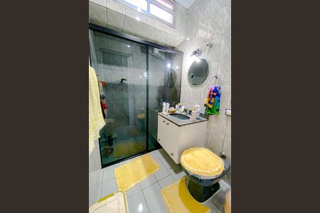 Casa à venda com 120m², 2 quartos e 2 vagasBanheiro 1