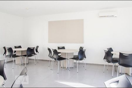 Apartamento à venda com 60m², 2 quartos e 1 vaga