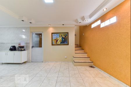 Casa à venda com 200m², 3 quartos e 2 vagas Casa à venda com 200m², 3 quartos e 2 vagasSala de Jantar