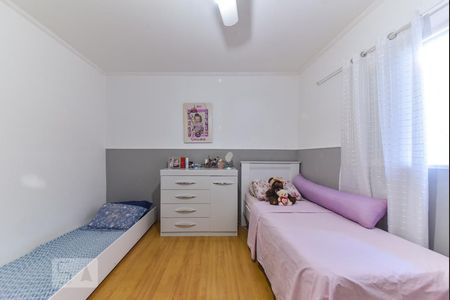 Casa à venda com 200m², 3 quartos e 2 vagas Casa à venda com 200m², 3 quartos e 2 vagasQuarto 1