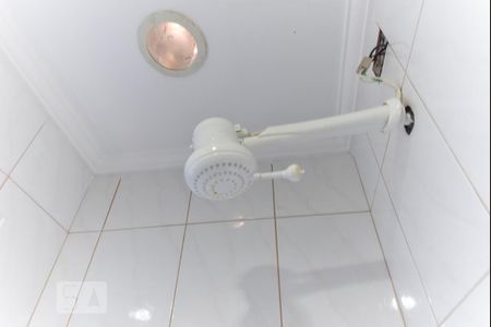 Casa à venda com 200m², 3 quartos e 2 vagas Casa à venda com 200m², 3 quartos e 2 vagasBanheiro Social