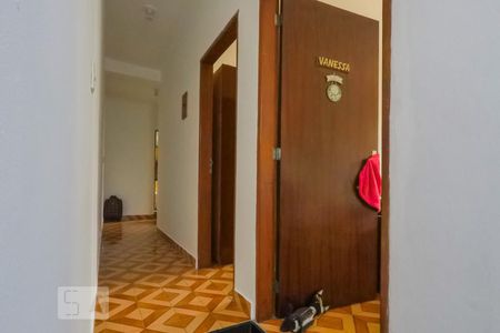 Corredor de casa à venda com 3 quartos, 108m² em Vila Moinho Velho, São Paulo