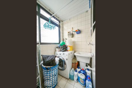 Apartamento à venda com 75m², 2 quartos e 1 vaga Apartamento à venda com 75m², 2 quartos e 1 vagaÁrea de serviço